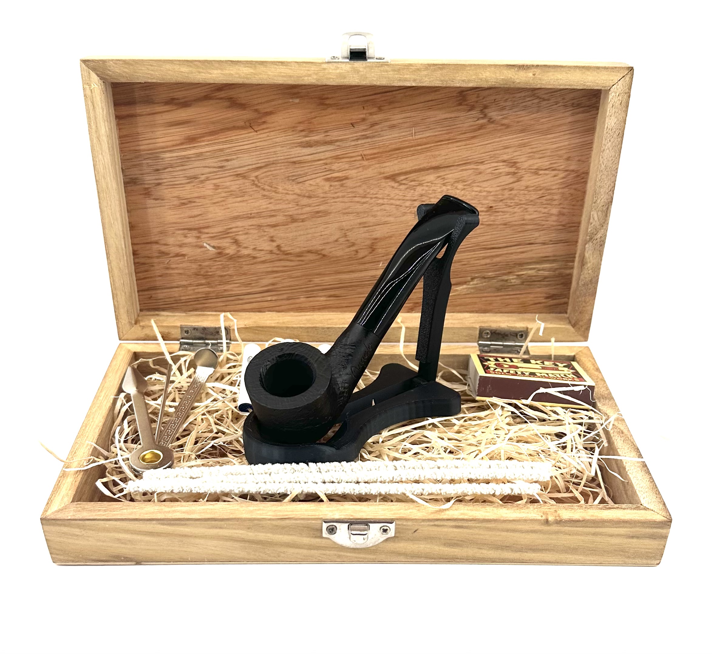 ANGELO Fajkový set- Drevená fajka, čistiace tyčinky, filtre, stojan, fajkový príbor, zápalky ANG-1 2 ANGELO Fajkový set- Drevená fajka, čistiace tyčinky, filtre, stojan, fajkový príbor, zápalky ANG-1